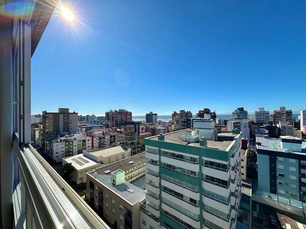 Apartamento, 3 quartos, 131 m² - Foto 2