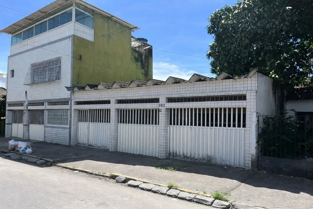Casa, 3 quartos, 225 m² - Foto 2