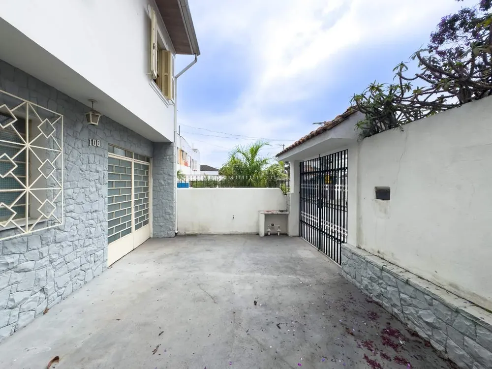 Casa, 3 quartos, 204 m² - Foto 3