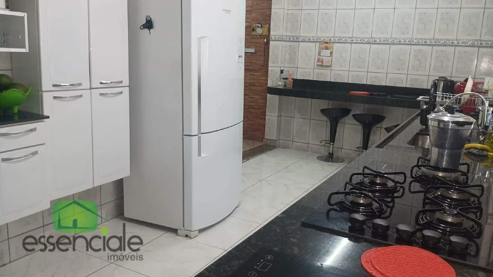 Casa, 4 quartos, 210 m² - Foto 9