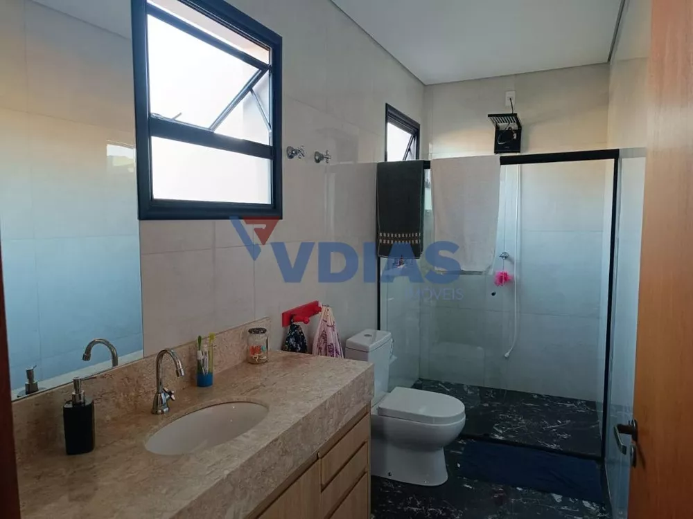 Casa de Condomínio à venda com 3 quartos, 1600m² - Foto 24