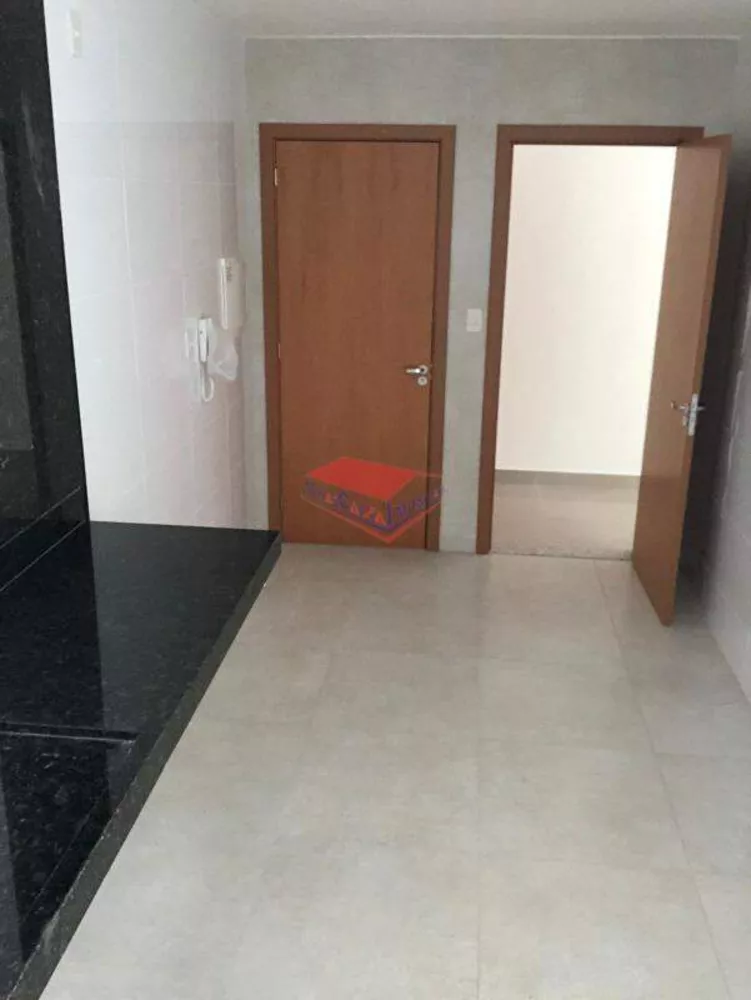 Apartamento à venda com 3 quartos, 107m² - Foto 19