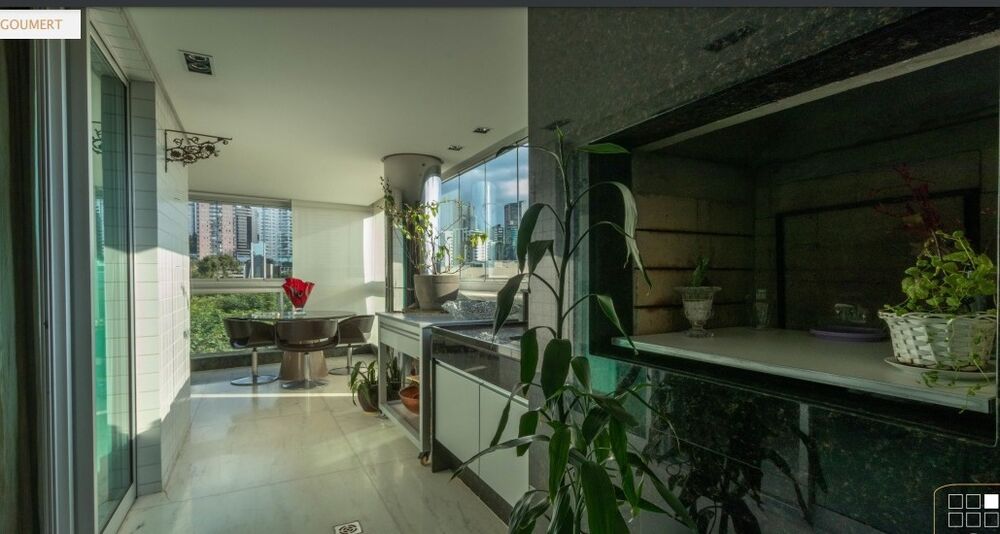 Apartamento à venda com 4 quartos, 243m² - Foto 1