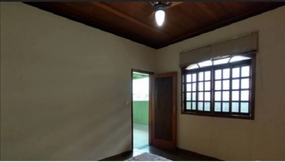 Casa, 5 quartos, 379 m² - Foto 1