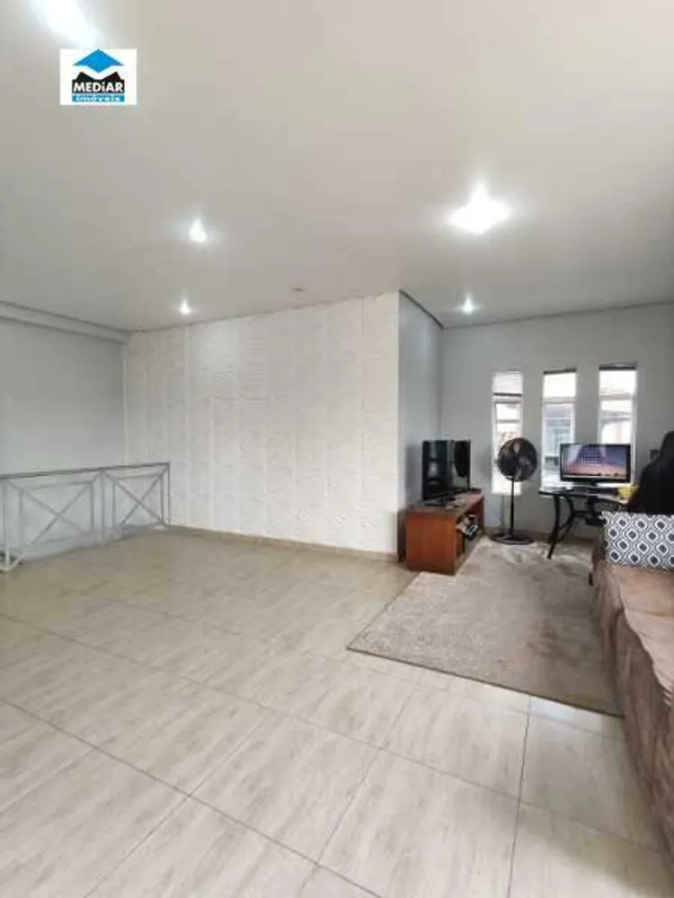 Cobertura, 3 quartos, 200 m² - Foto 3