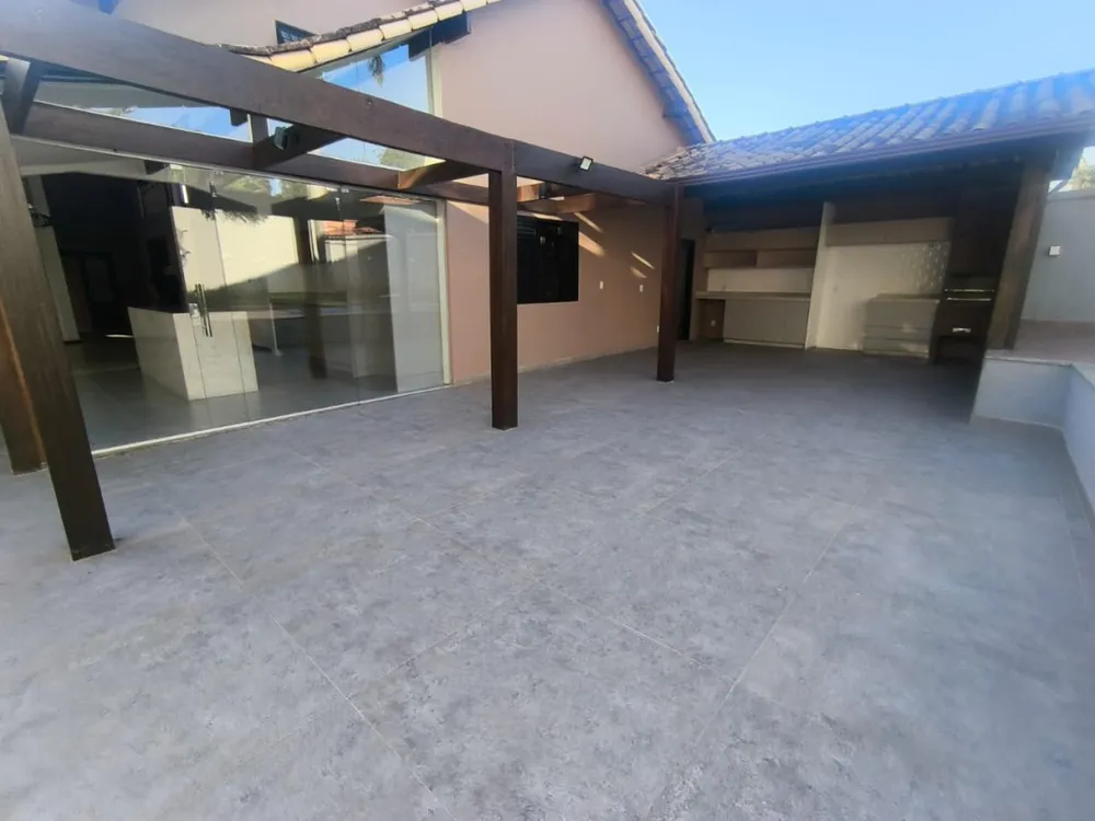 Casa, 3 quartos, 250 m² - Foto 2