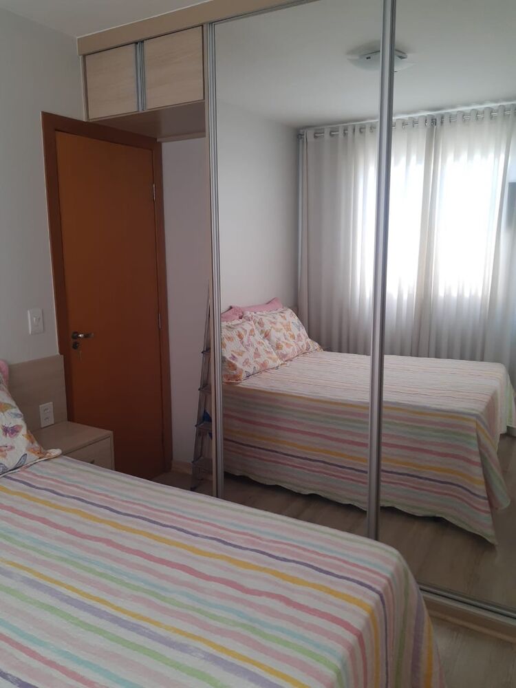 Apartamento à venda com 2 quartos, 62m² - Foto 3