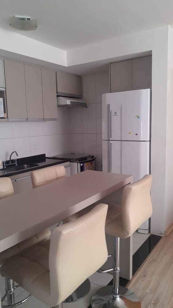 Apartamento à venda com 2 quartos, 62m² - Foto 1