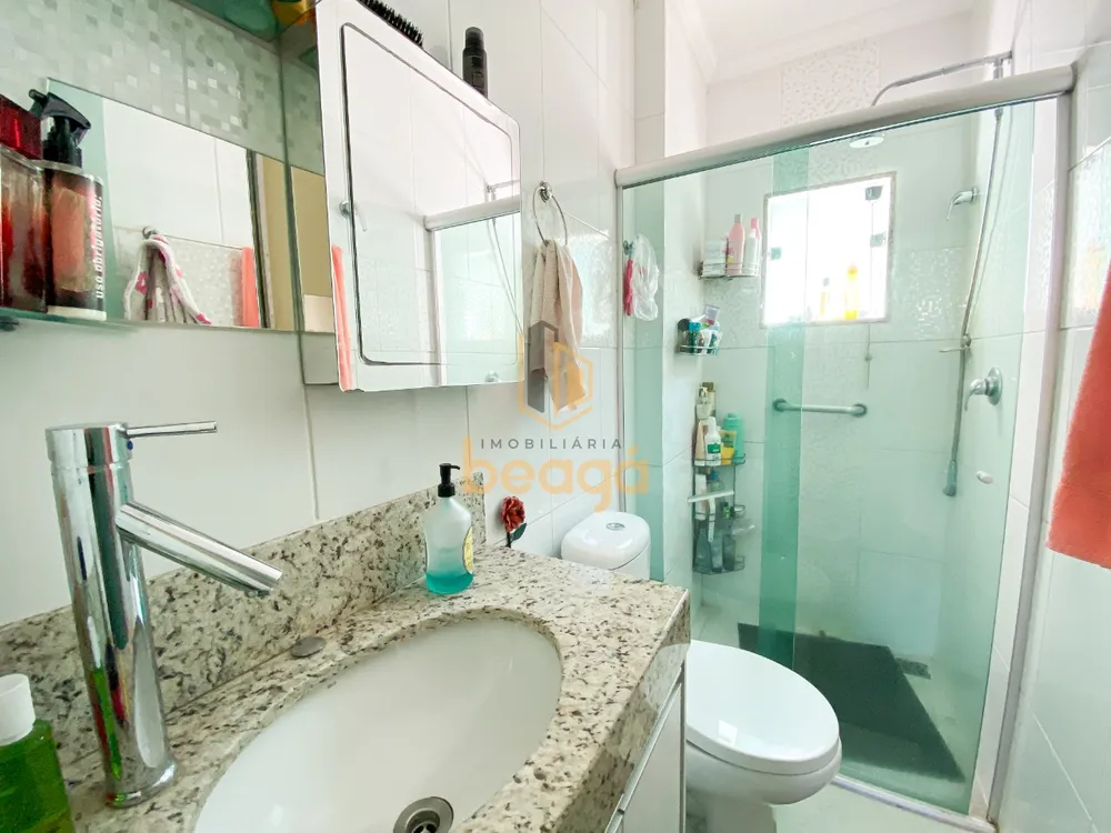 Casa, 4 quartos, 247 m² - Foto 9