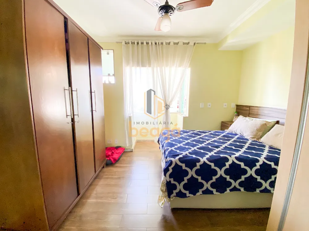 Casa, 4 quartos, 247 m² - Foto 8