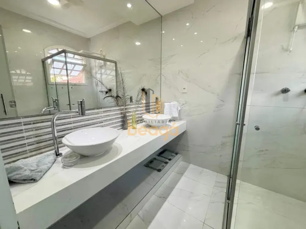Casa, 3 quartos, 242 m² - Foto 12
