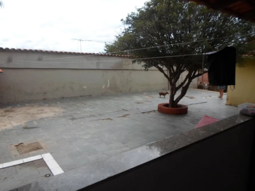 Casa, 3 quartos, 357 m² - Foto 1