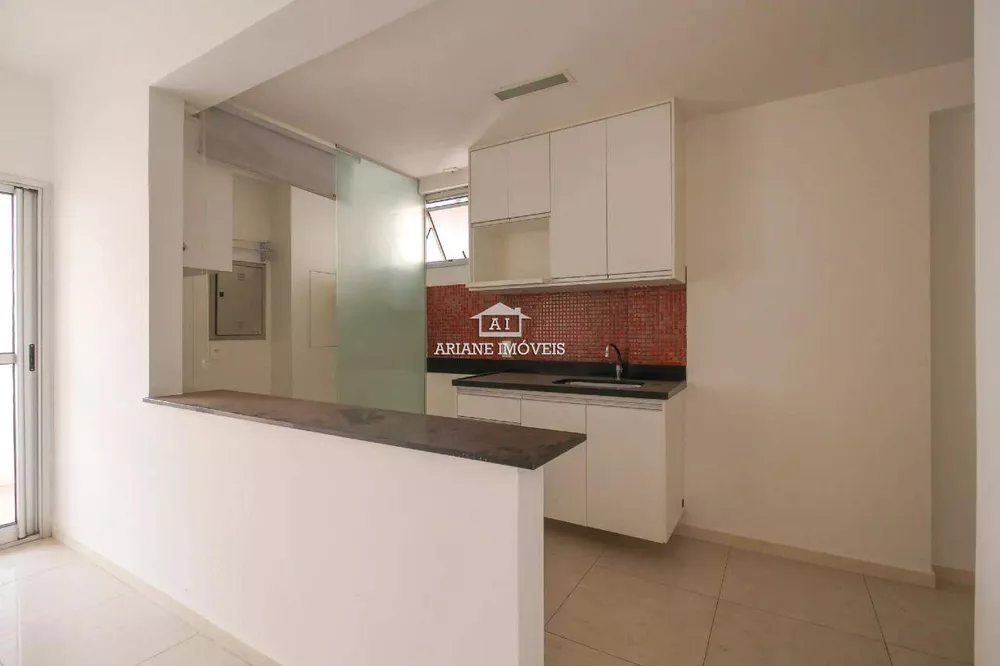 Apartamento à venda com 2 quartos, 65m² - Foto 1