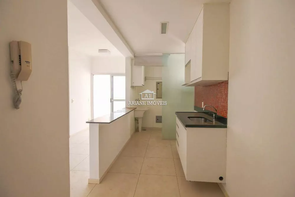 Apartamento à venda com 2 quartos, 65m² - Foto 3