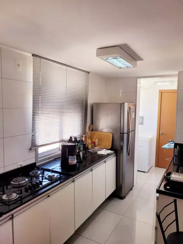 Cobertura, 3 quartos, 216 m² - Foto 2