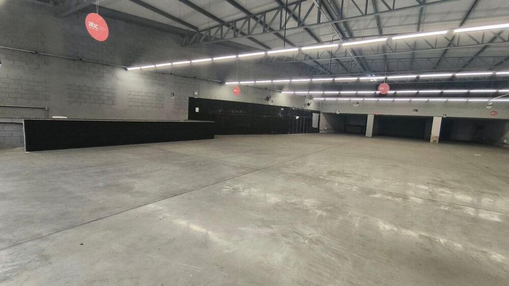 Depósito-Galpão-Armazém para alugar, 1081m² - Foto 4
