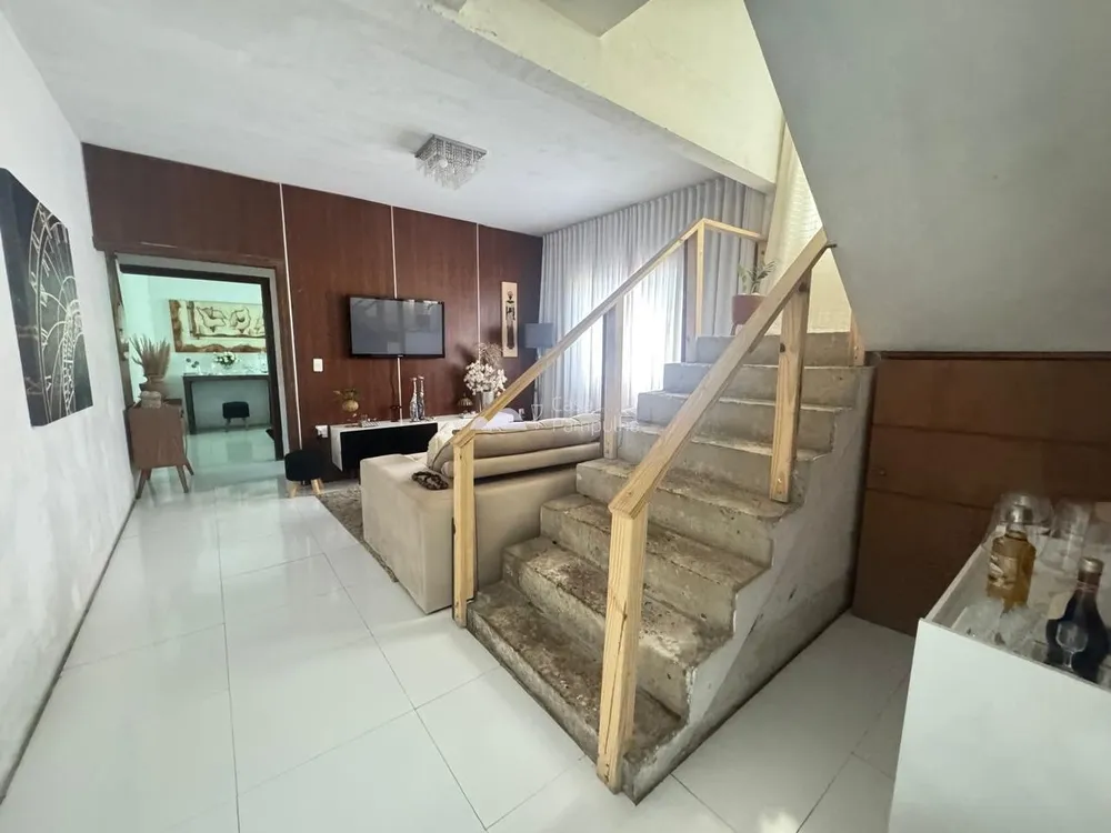 Casa, 3 quartos, 290 m² - Foto 2