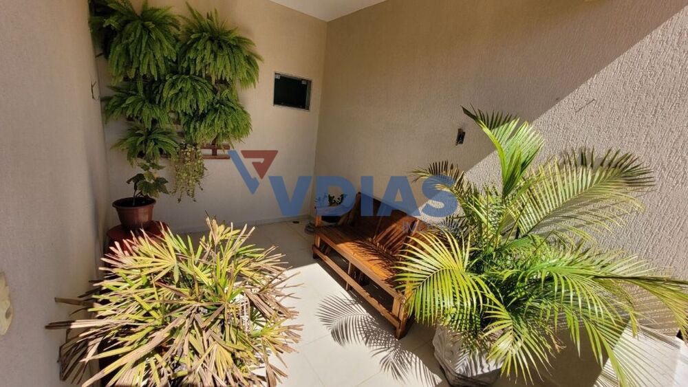 Casa à venda com 3 quartos, 204m² - Foto 4