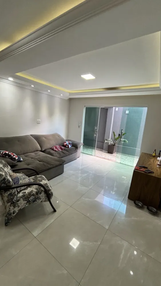 Casa, 3 quartos, 213 m² - Foto 3
