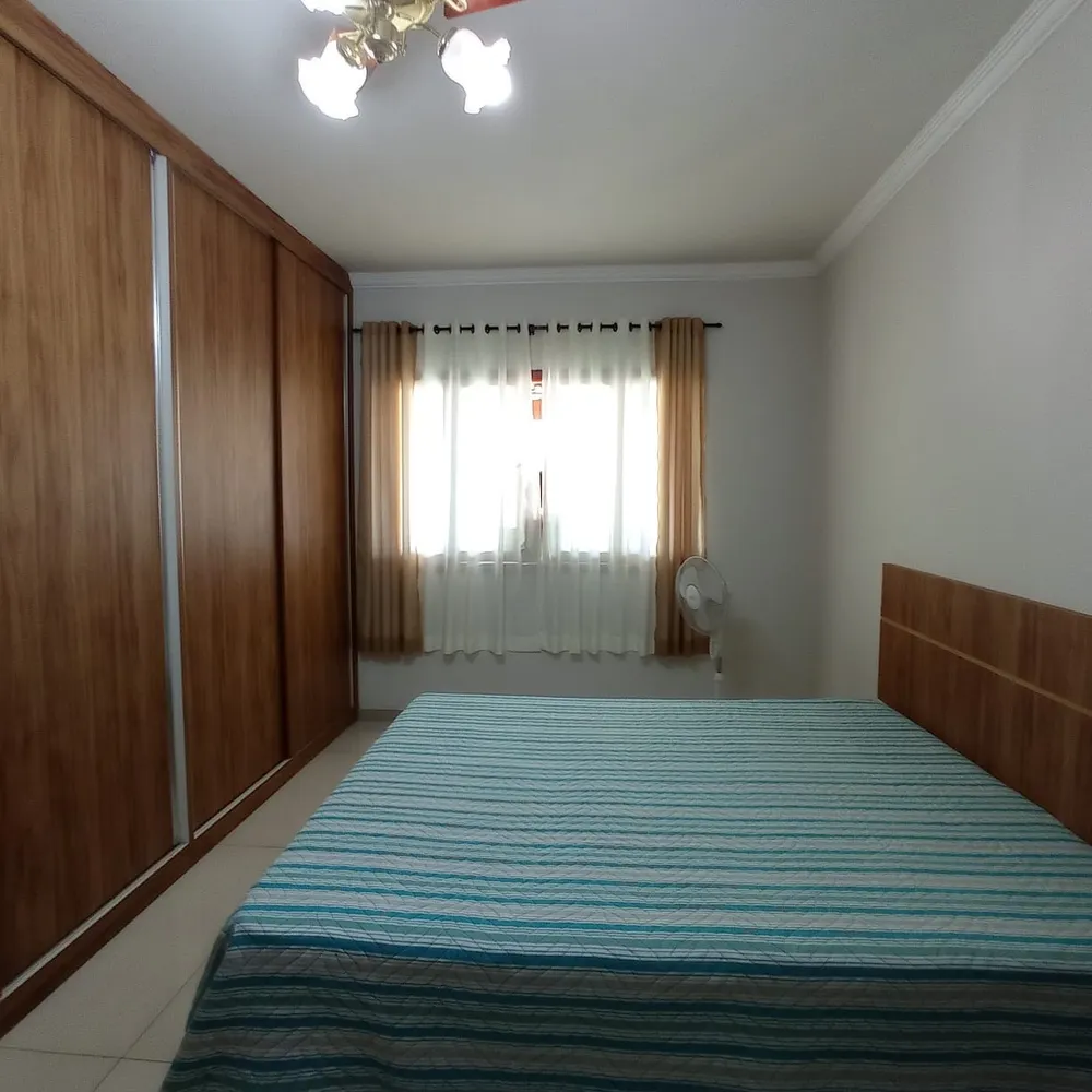 Casa, 4 quartos, 214 m² - Foto 4