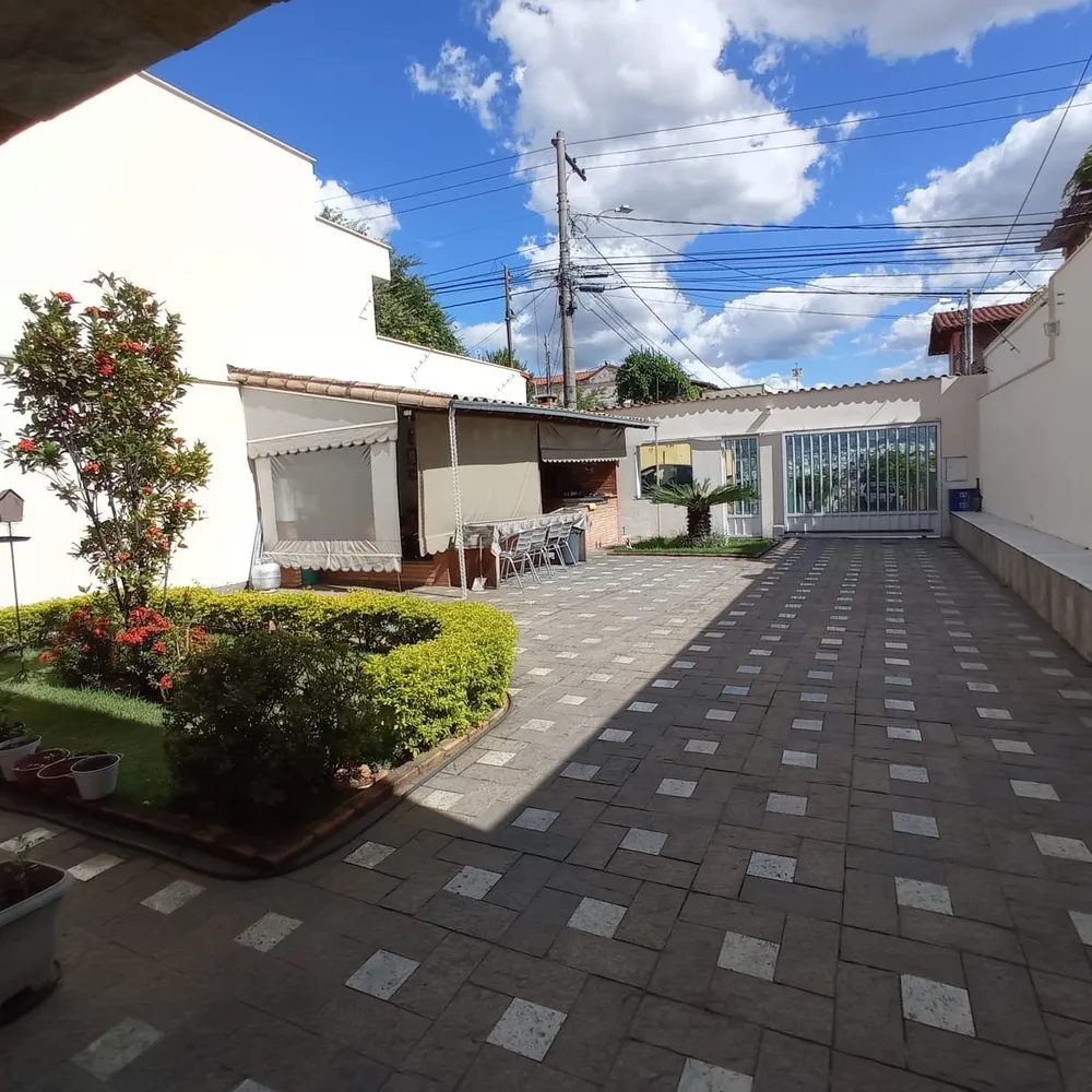 Casa, 4 quartos, 214 m² - Foto 2