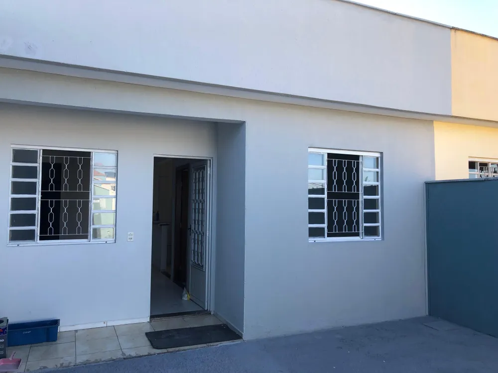 Casa, 3 quartos, 161 m² - Foto 1