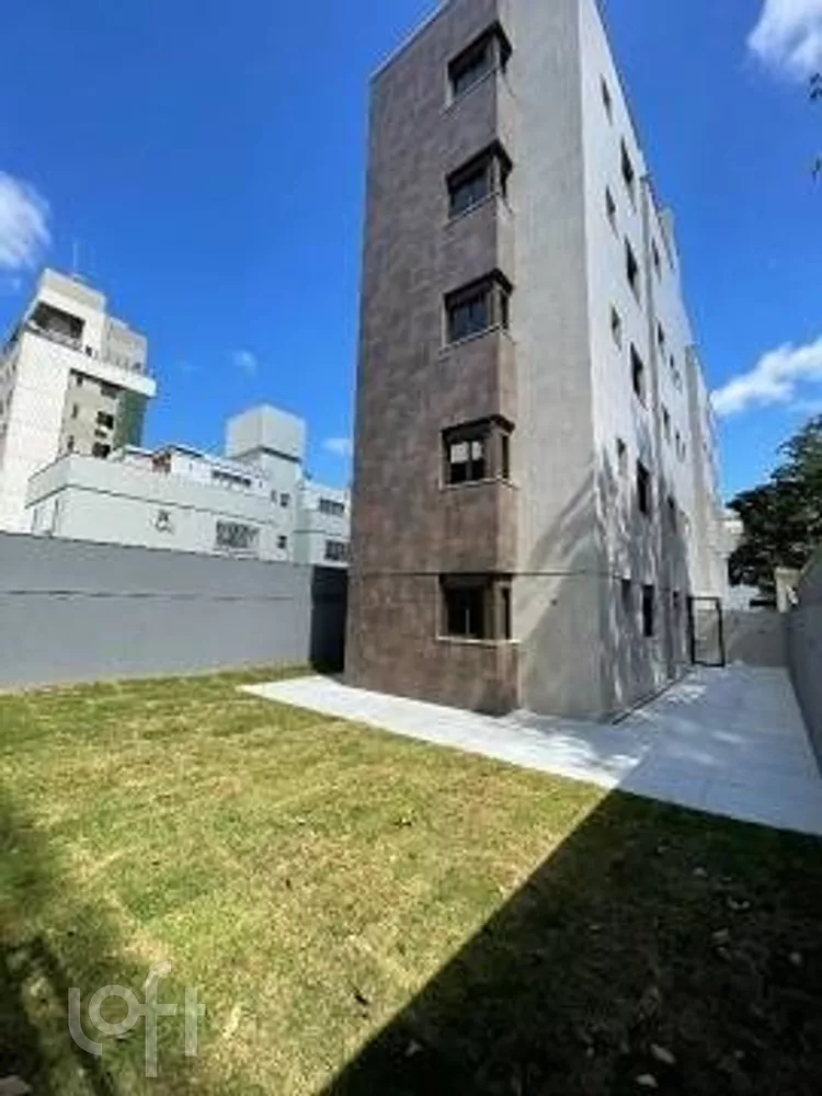 Apartamento à venda com 2 quartos, 195m² - Foto 2