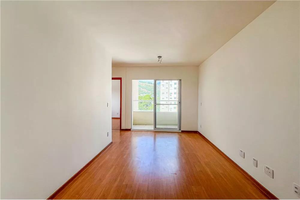 Apartamento à venda com 2 quartos, 44m² - Foto 14