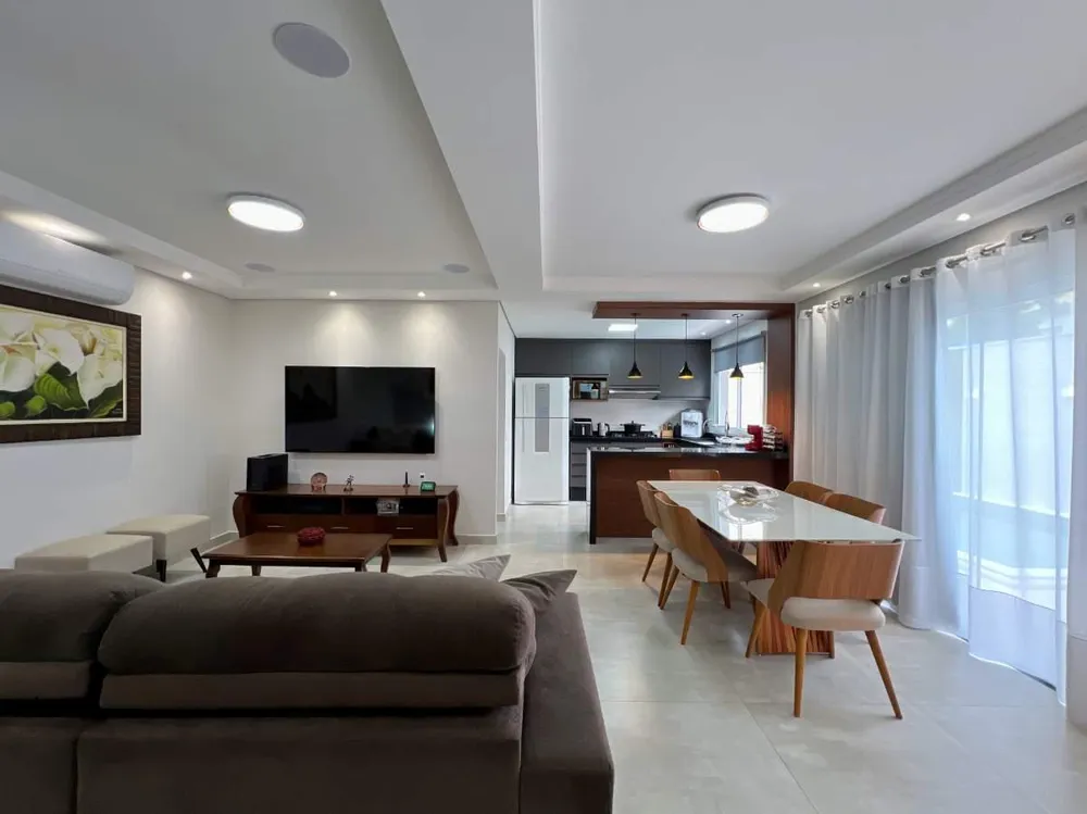 Casa, 3 quartos, 126 m² - Foto 4