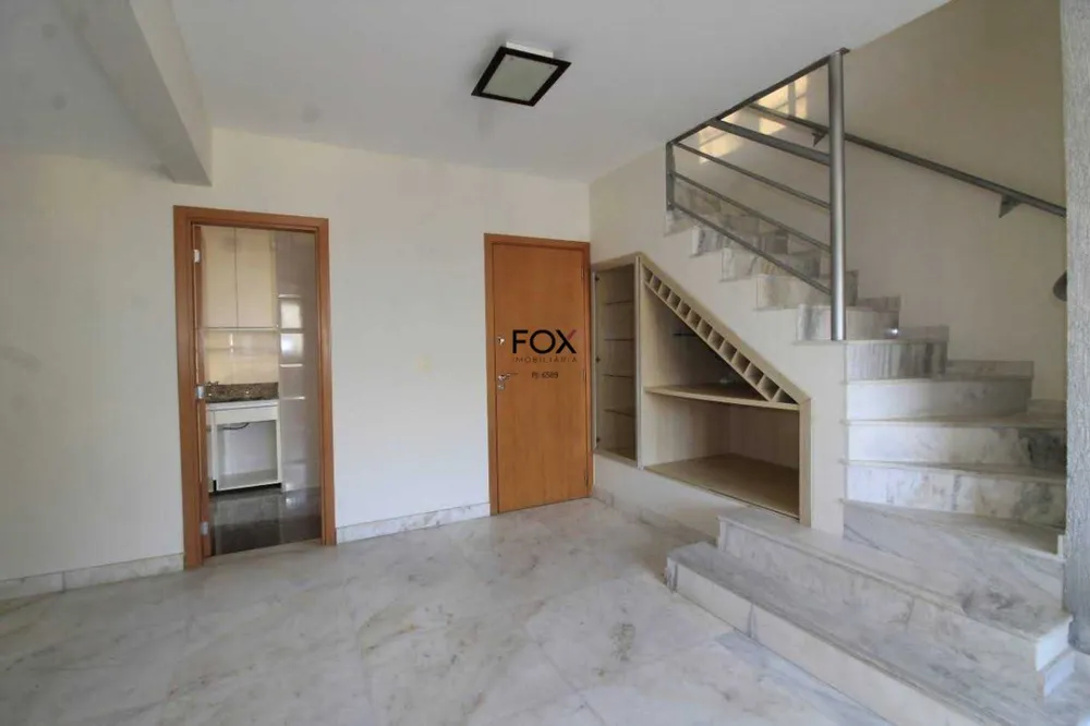 Cobertura, 3 quartos, 240 m² - Foto 2