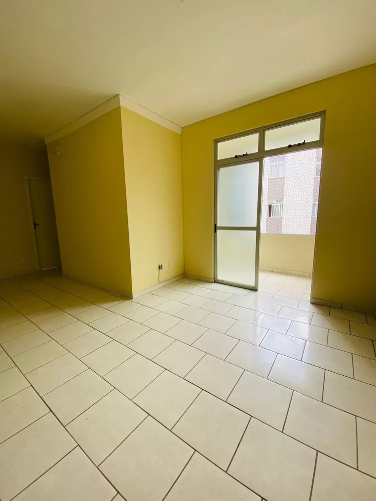 Apartamento à venda com 3 quartos, 100m² - Foto 3