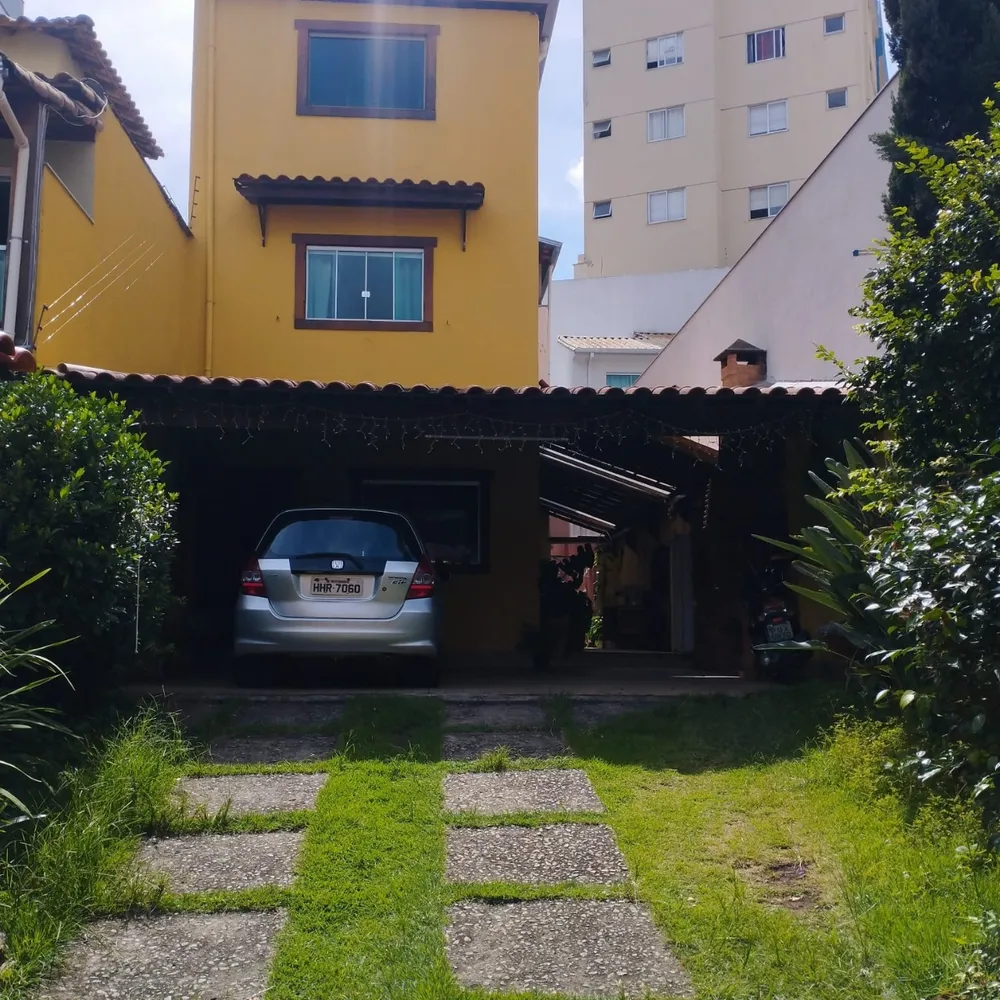 Casa, 5 quartos, 261 m² - Foto 1