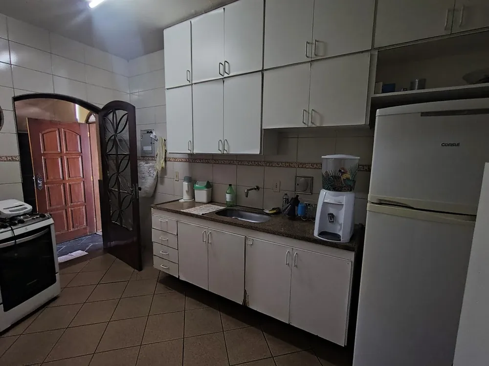 Casa, 3 quartos, 224 m² - Foto 11