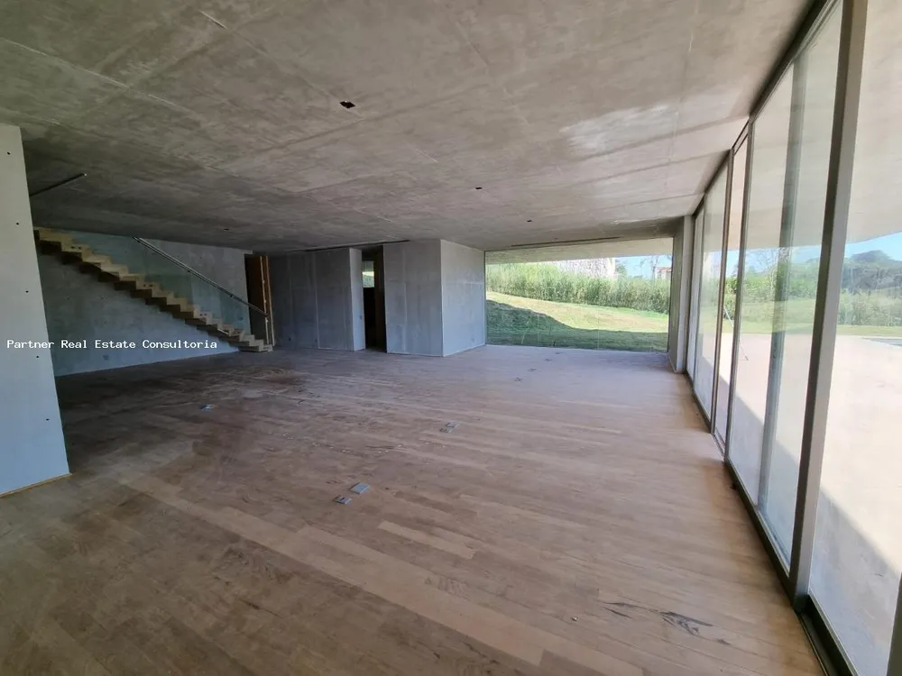 Casa, 6 quartos, 3056 m² - Foto 8
