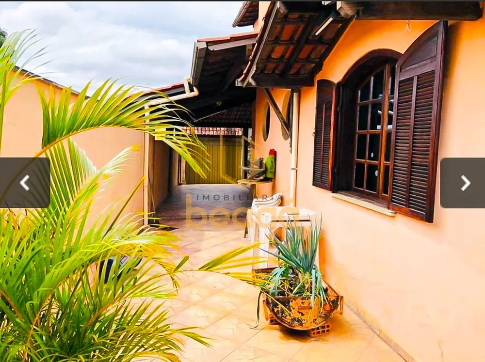 Casa, 3 quartos, 192 m² - Foto 1