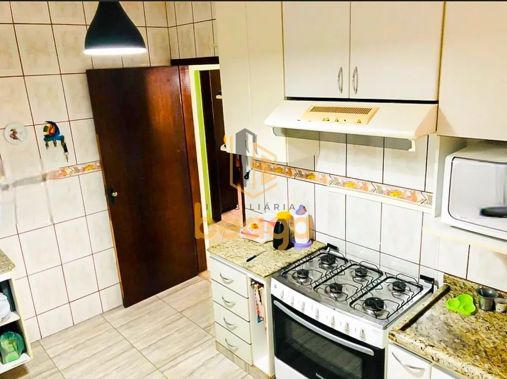 Casa, 3 quartos, 192 m² - Foto 11