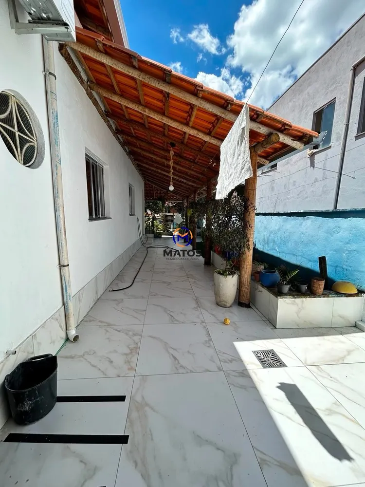 Casa, 3 quartos, 240 m² - Foto 2