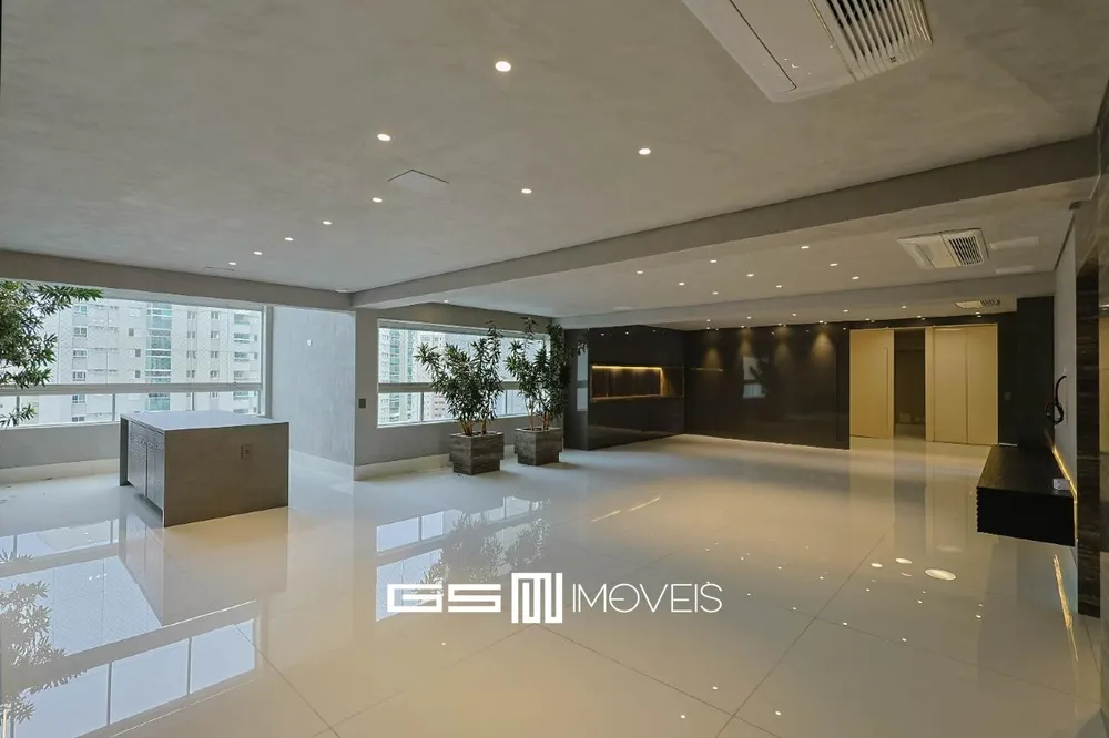 Apartamento, 3 quartos, 260 m² - Foto 1