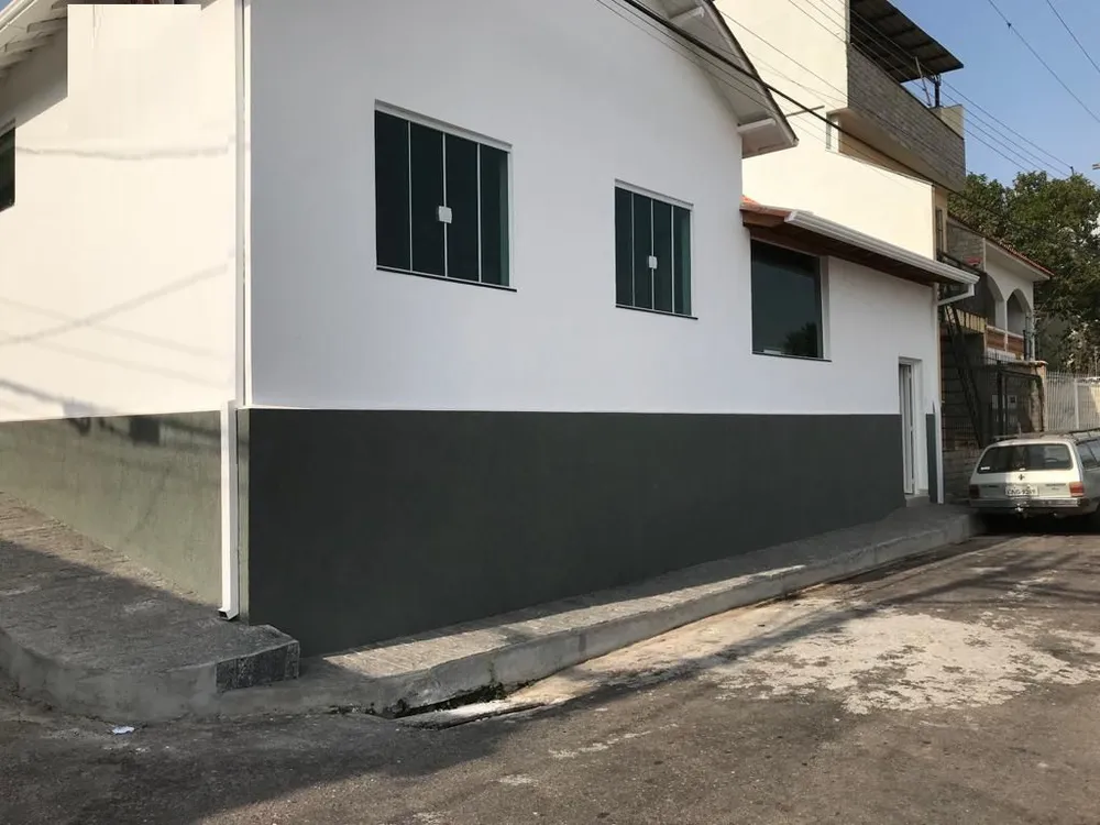 Casa, 2 quartos, 130 m² - Foto 1