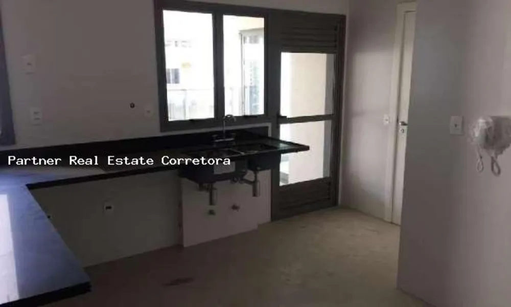 Apartamento, 3 quartos, 192 m² - Foto 2
