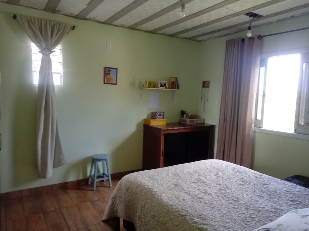Casa à venda com 4 quartos, 162m² - Foto 2