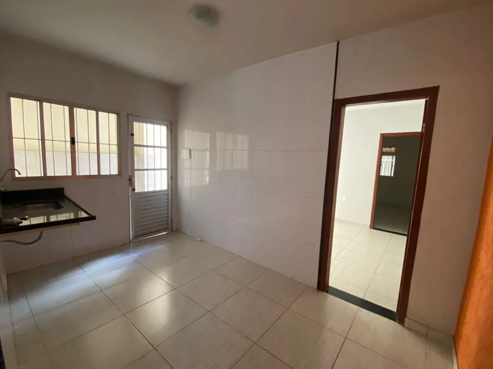 Casa, 2 quartos, 80 m² - Foto 2