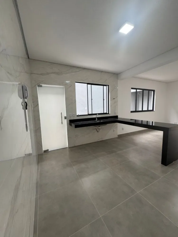 Casa, 3 quartos, 30 m² - Foto 2