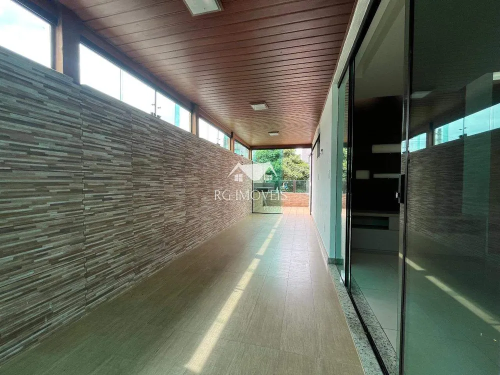 Apartamento, 3 quartos, 130 m² - Foto 2