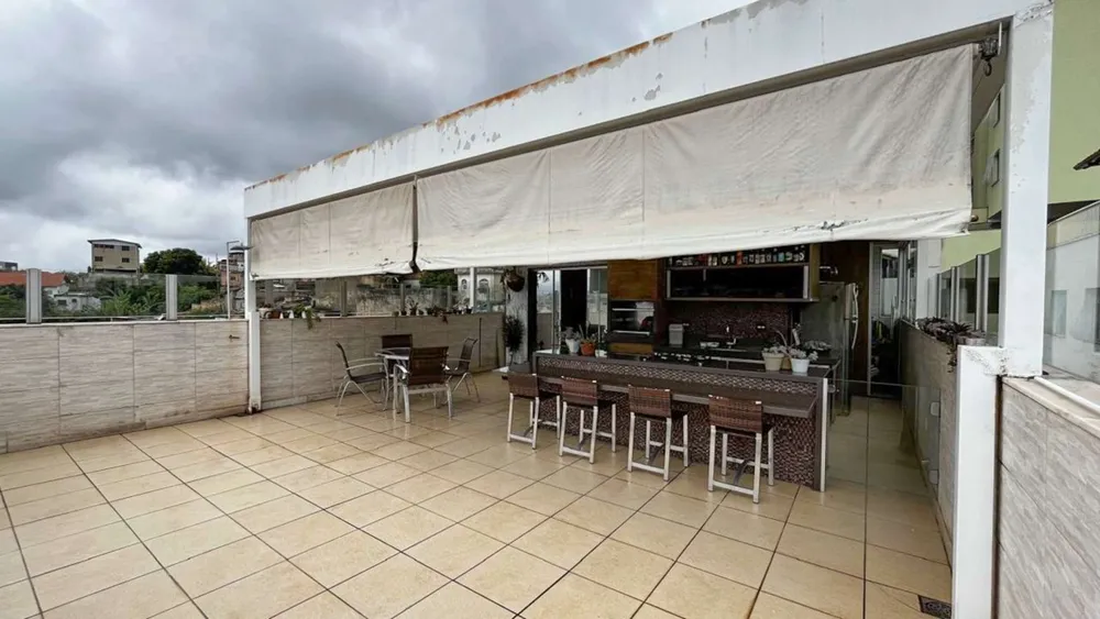 Cobertura, 3 quartos, 174 m² - Foto 2