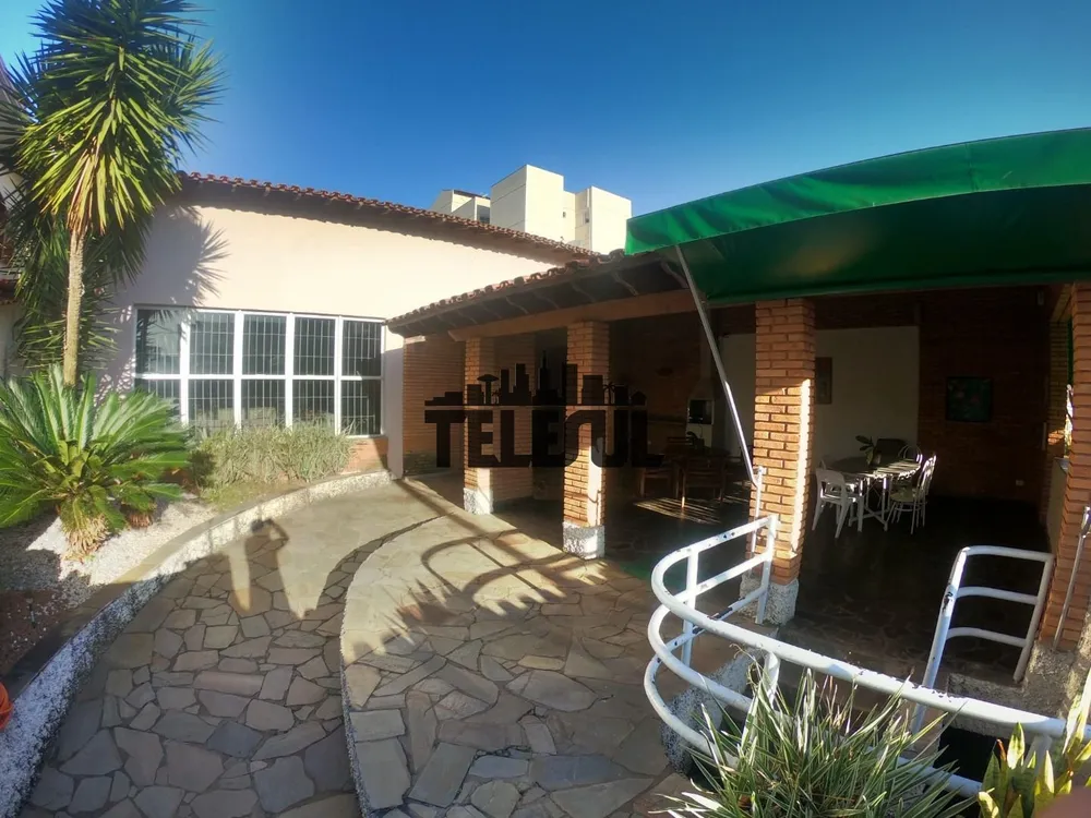 Casa, 4 quartos, 360 m² - Foto 2