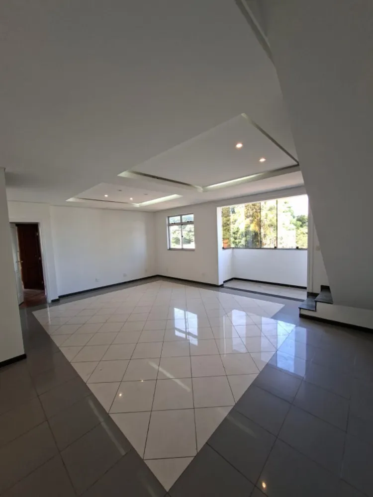 Cobertura, 3 quartos, 225 m² - Foto 1