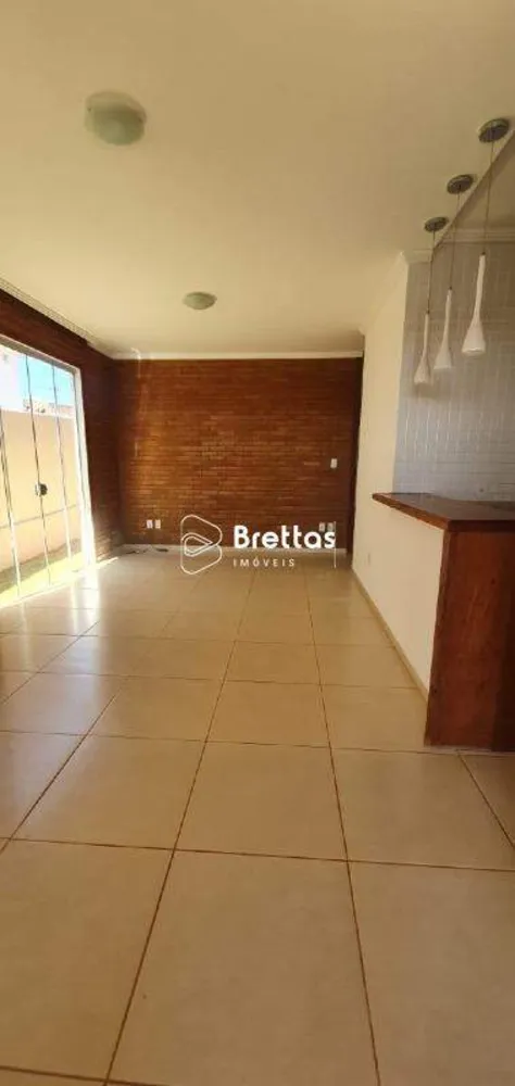 Casa, 3 quartos, 210 m² - Foto 3