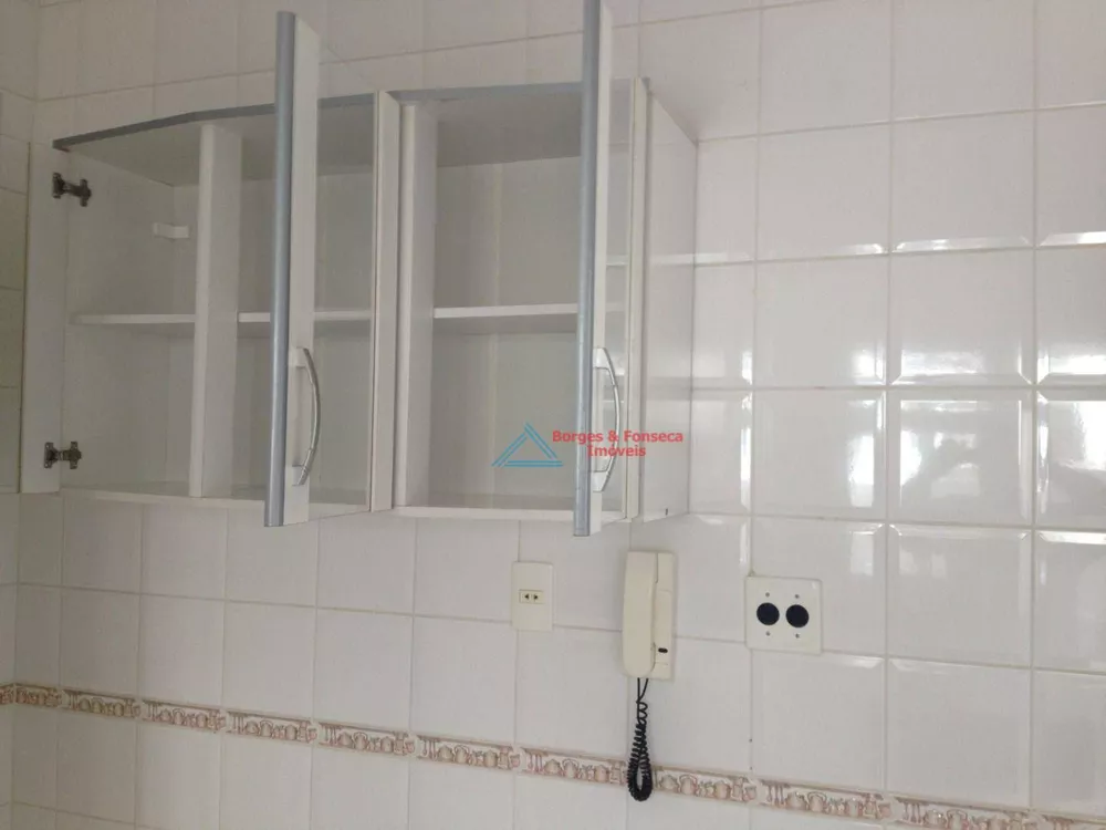 Apartamento à venda com 3 quartos, 30m² - Foto 4