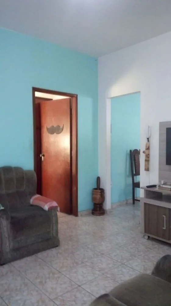 Casa, 2 quartos, 200 m² - Foto 2